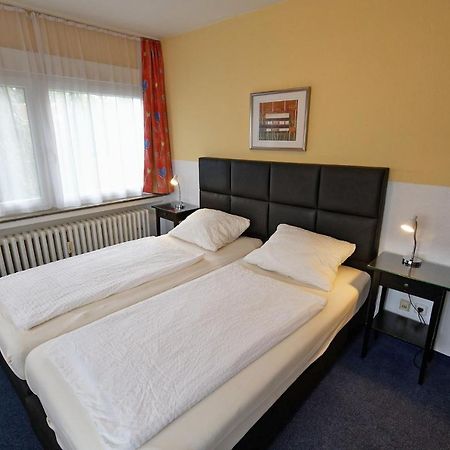 Hotel Wiedenhof Хильден Экстерьер фото