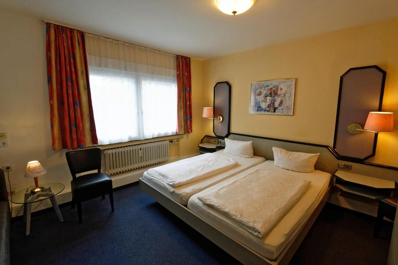 Hotel Wiedenhof Хильден Экстерьер фото